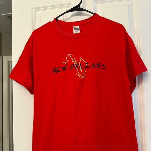 Gildan Tops - Red New Orleans T-Shirt